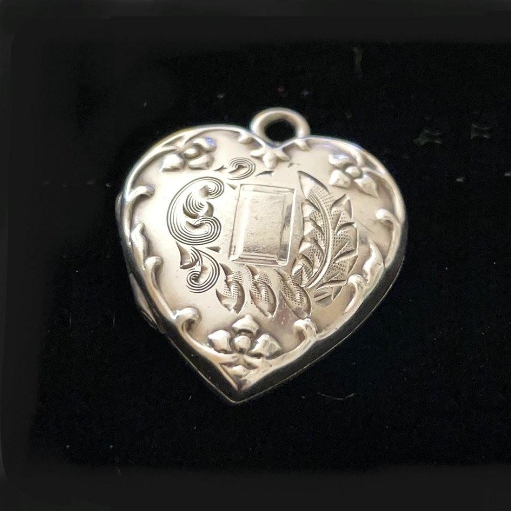 Vintage Sterling Silver Heart Shaped Locket